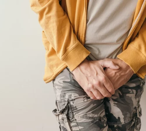 İyi Huylu Prostat Büyümesi (BPH) Sorunu Yaşayan Adam