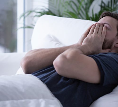 Какво е хипническо дръпване (Sleep Leap)? Защо се случва?