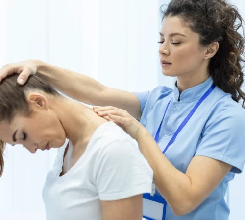 kadin-fizyoterapist-e Kadın fizyoterapist