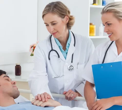 polisomnografi-m polisomnografi uygulanan hasta ve uyku laboratuvarı doktorları