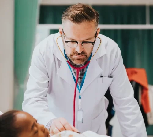 uyku-laboratuvari-hangi-bolum-bakar-m Uyku Laboratuvarı Hangi Bölüm Bakar inceleme yapan doktor