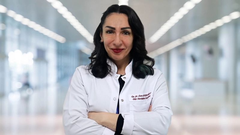Op. Dr. Emine Esra Asfuroğlu
