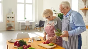 Parkinson Hastaları Nasıl Beslenmelidir?- parkinson hastası yaşlı çift
