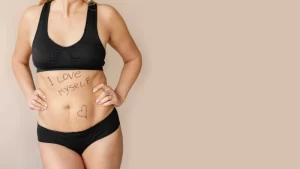 Ameliyatla Kilo Vermenin Psikolojik Etkileri- kilolu kadın vücudu