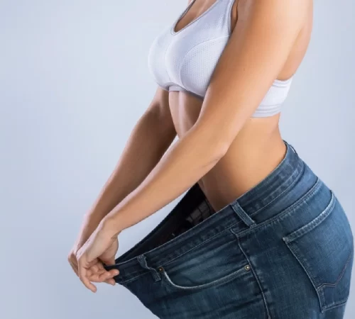 Obezite Ameliyatları: Başarı Oranları ve Riskleri- obez olup kilo vermiş hasta