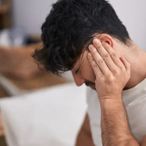 kulak-yanmasi-nedir-neden-olur-g Kulak Yanması