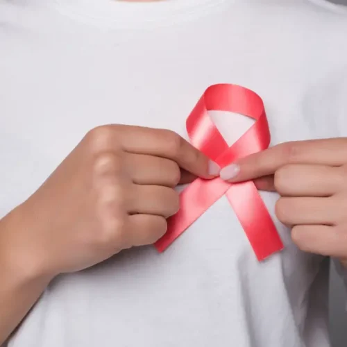 meme-kanseri-hakkinda-en-cok-merak-edilen-10-soru-g Meme Kanseri hakkında