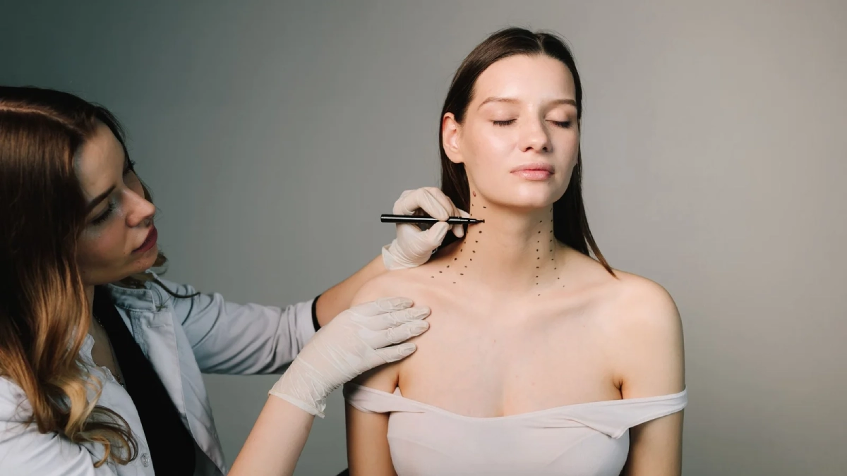 لیفت گردن و جوانسازی خط فک در ترکیه