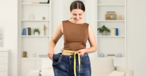Zayıflama iğnesi nedir? Kullanım amacı, olası yan etkileri ve dikkat edilmesi gerekenler hakkında bilgi alın.